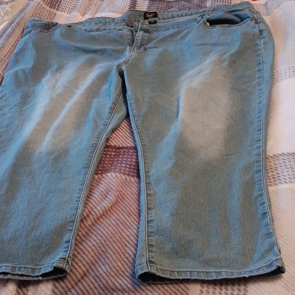 Size 24w capri pants